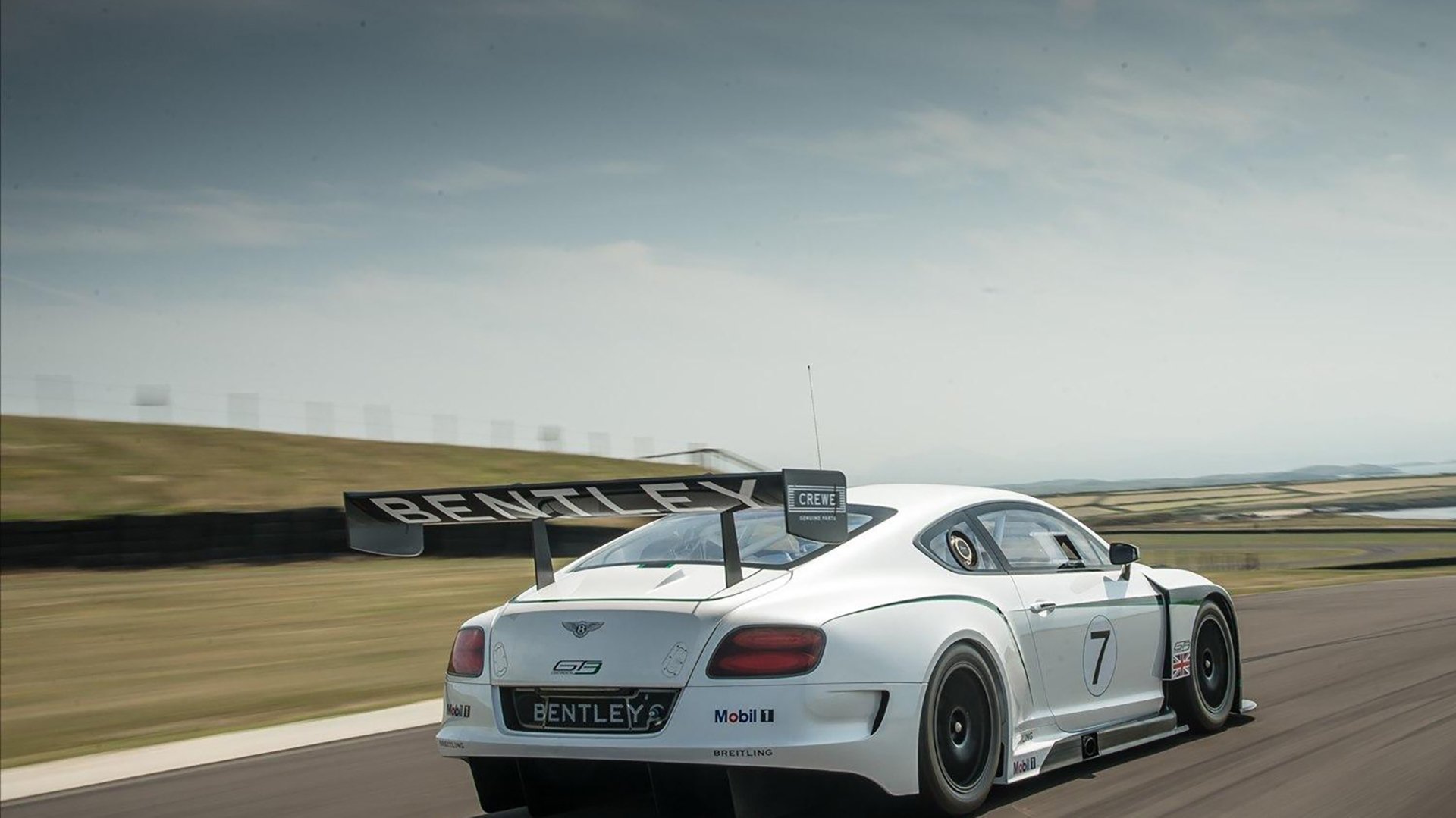 绿茵史诗，2026世界杯之夜，福克斯用实力书写自己的传奇